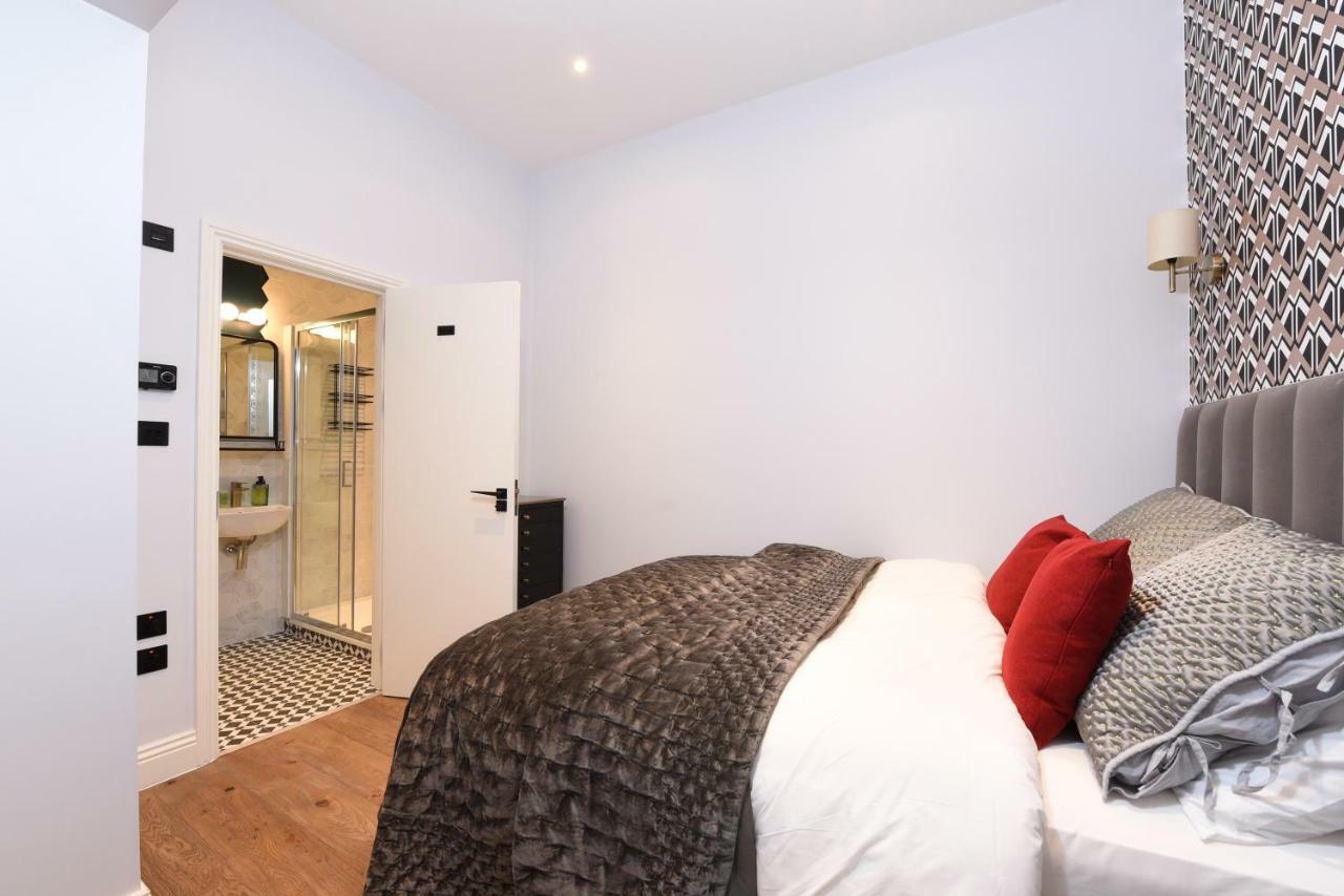 Appartamento Stylish!! Spacious 2 & 3 Deluxe Near Victoria Station Londra