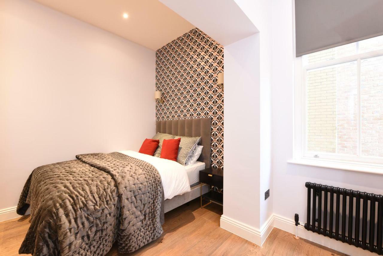 Stylish!! Spacious 2 & 3 Deluxe Near Victoria Station Londra