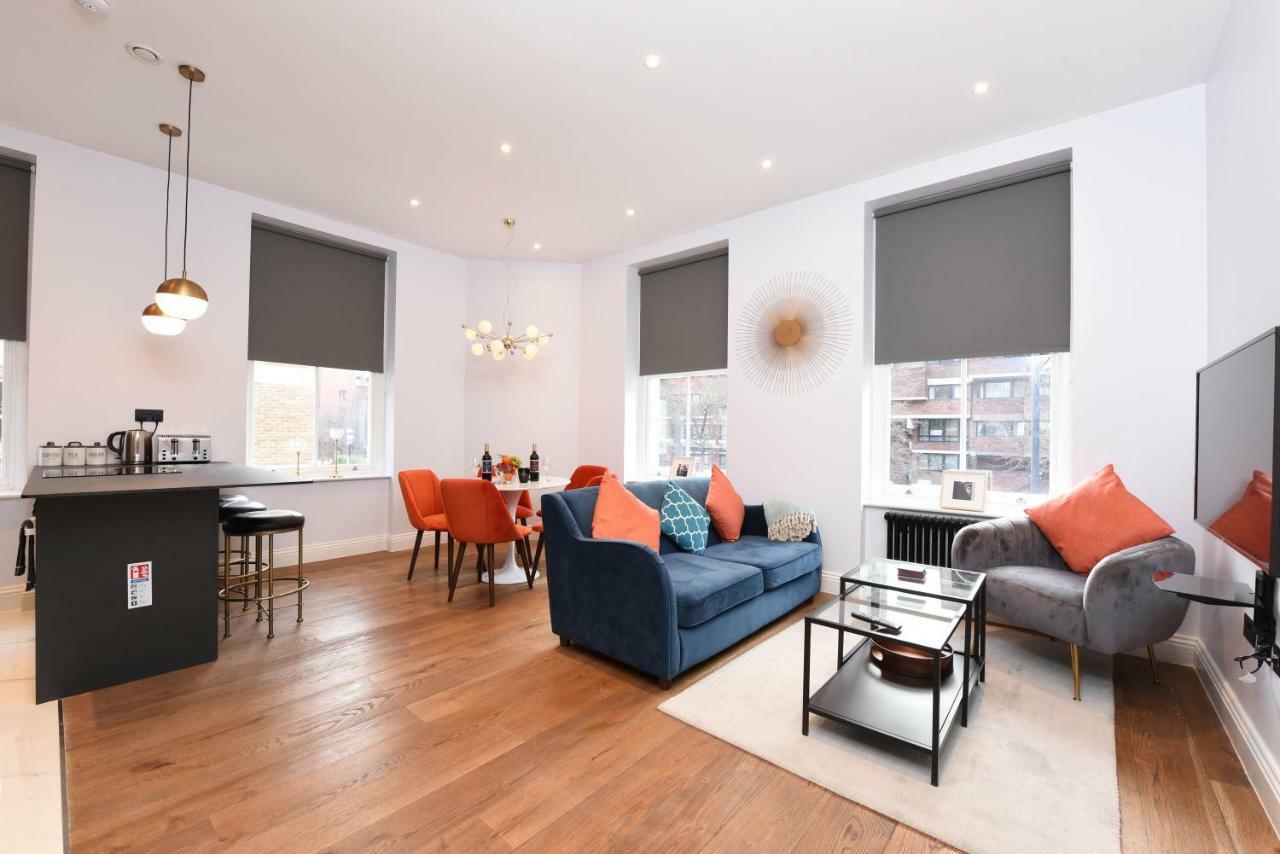 Stylish!! Spacious 2 & 3 Deluxe Near Victoria Station * Londra